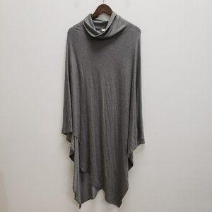 NWOT Riva Womens Long Poncho Gray Sweater Size L